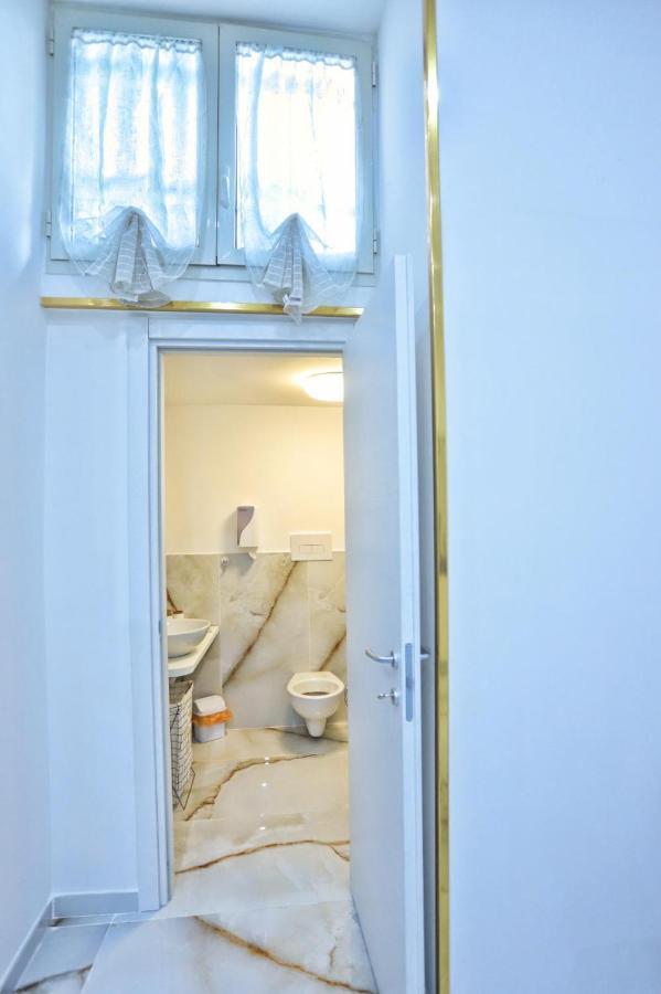 نابولي Sant'Anna Suite المظهر الخارجي الصورة